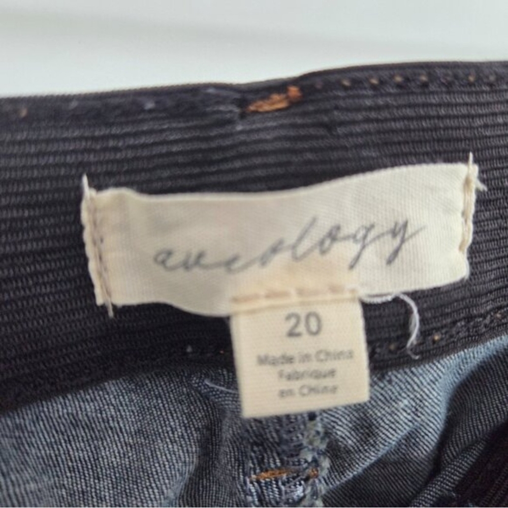 Areology Dark Blue Button-Fly Flare Jeans Raw Hem - Picture 5 of 6